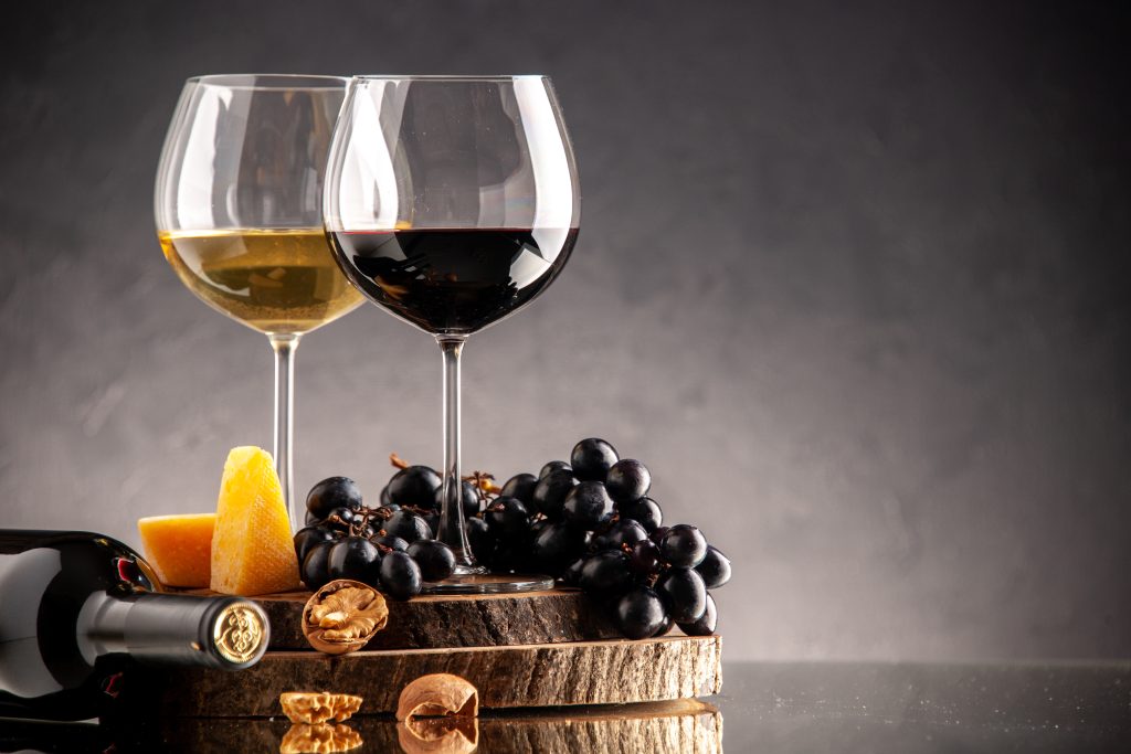 What is the Difference Between Red and White Wine