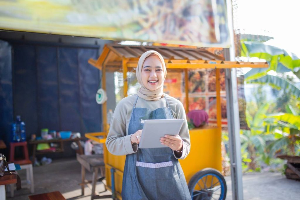 From Foodie To Entrepreneur: How To Monetize Your Cooking